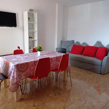 דירה Mafasca, Comodo E Silenzioso, Terrazza E Cortile, Wi-fi