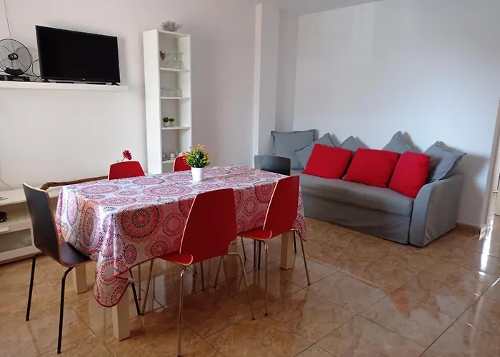 Apartamento Mafasca, Comodo E Silenzioso, Terrazza E Cortile, Wi-fi